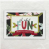 Zwart is niet alledaags voor een kerstkaart. De Kerststroken samen met het frame Fun vrolijken de kaart weer op.